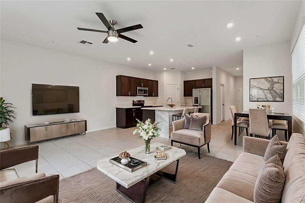 2137 Crystal Bell Street Orlando, FL 32824 - Photo 5 of 36