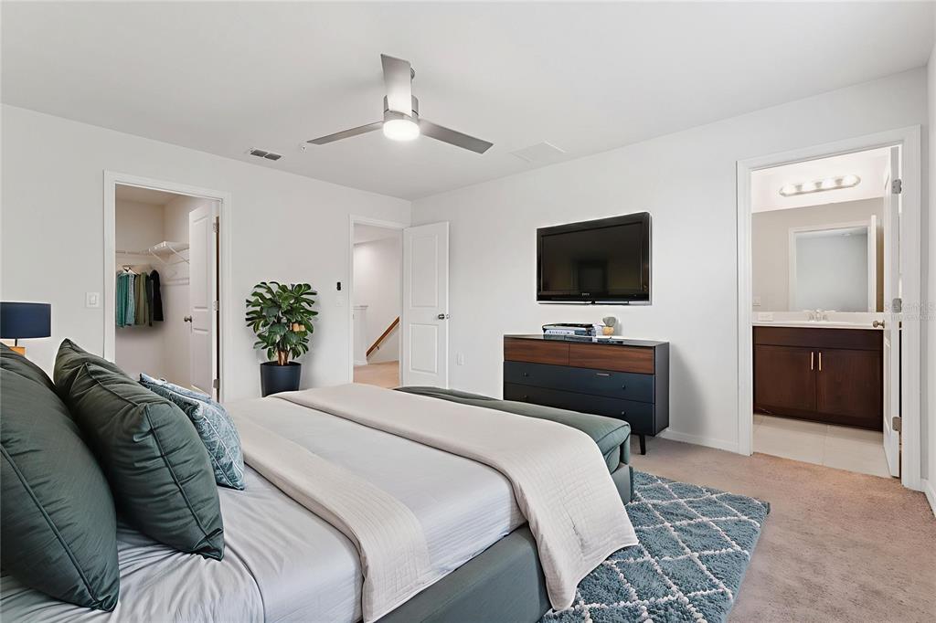 2137 Crystal Bell Street Orlando, FL 32824 - Photo 8 of 36