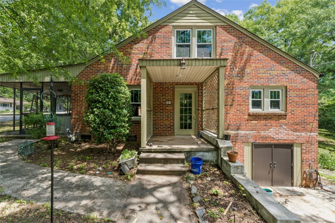 321 South Pine Street Walhalla, SC 29691 - Photo 3 of 28