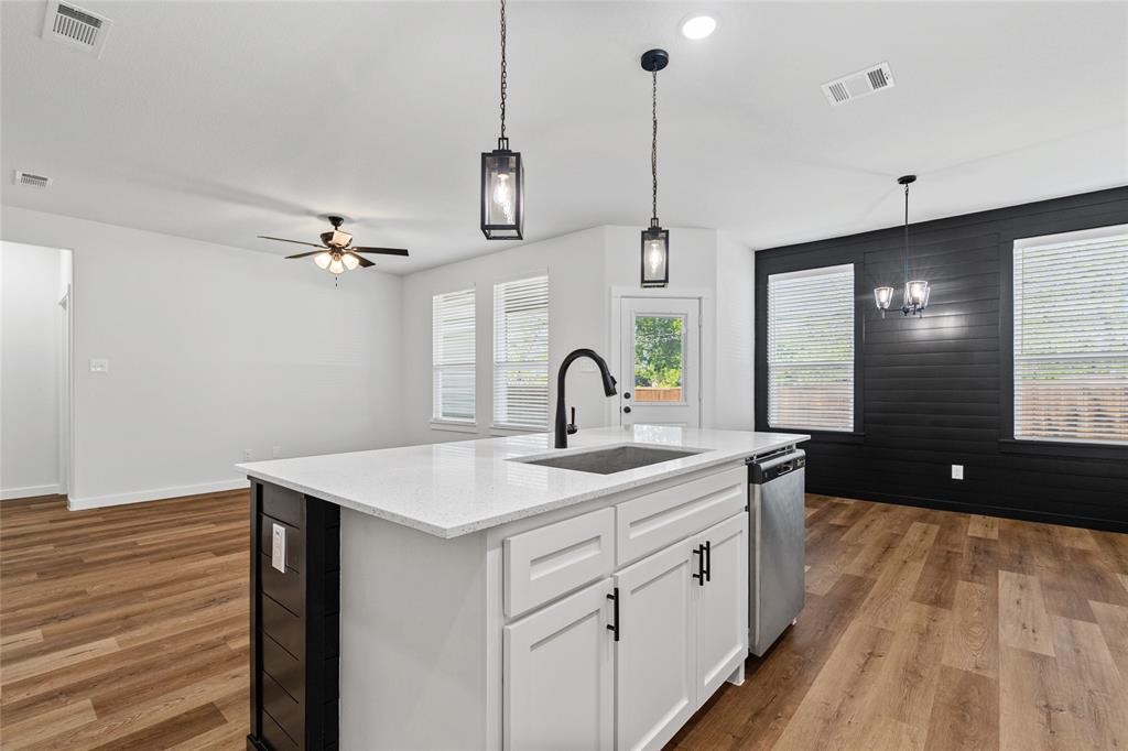 113 3rd Street Celeste, TX 75423 - Photo 10 of 39