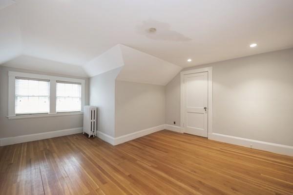 20 Nobscot Road Newton, MA 02459 - Photo 14 of 19