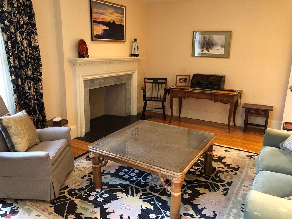 20 Nobscot Road Newton, MA 02459 - Photo 9 of 19