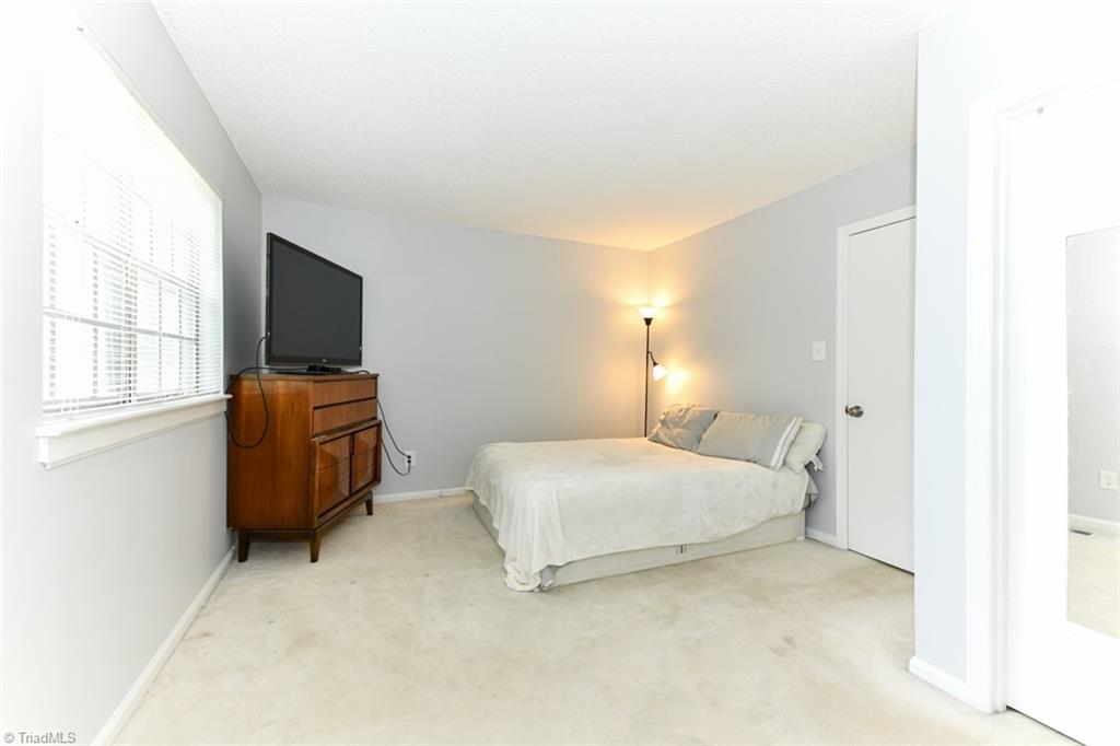 5743 Bramblegate Road Greensboro, NC 27409 - Photo 8 of 15 Gallery Image 8