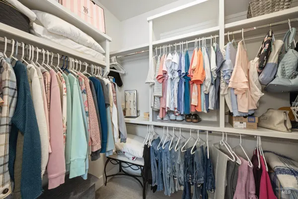 $697,800 | 122 North Woody Knl Lane, Eagle, ID 83616