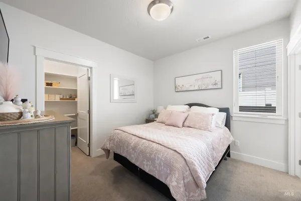 $697,800 | 122 North Woody Knl Lane, Eagle, ID 83616