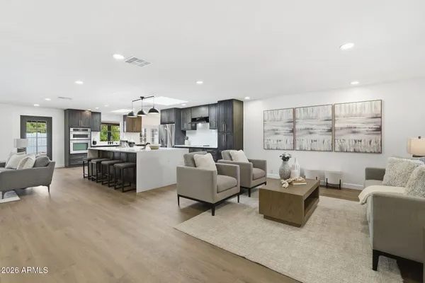 $1,066,000 | 8415 South Kachina Drive, Tempe, AZ 85284