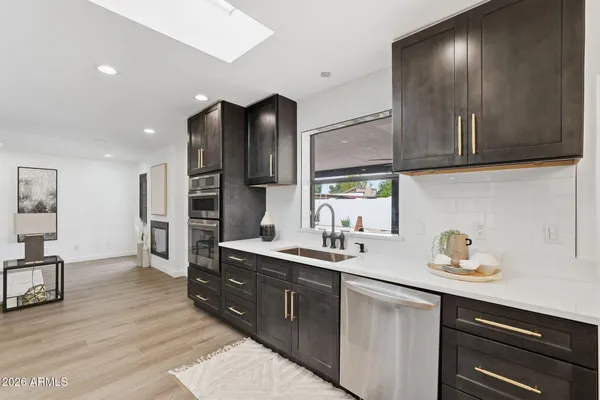 $1,066,000 | 8415 South Kachina Drive, Tempe, AZ 85284