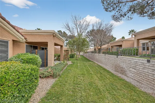 $2,300 | 8533 Millsboro Drive, Las Vegas, NV 89134