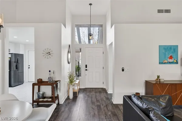 $2,300 | 8533 Millsboro Drive, Las Vegas, NV 89134