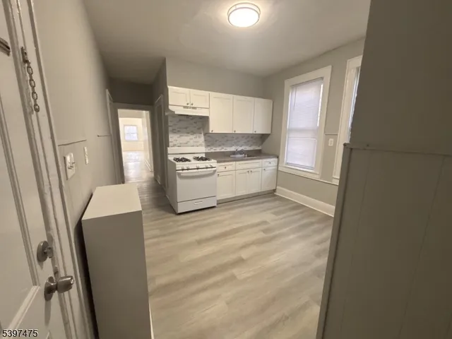 $2,350 | 237 Fulton Street, Paterson, NJ 07501
