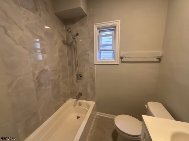 $2,350 | 237 Fulton Street, Paterson, NJ 07501