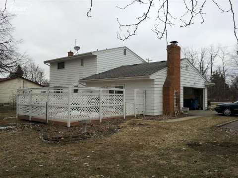 2362 Elms Road Swartz Creek, MI 48473 - Photo 24 of 29 20396094-23.JPG