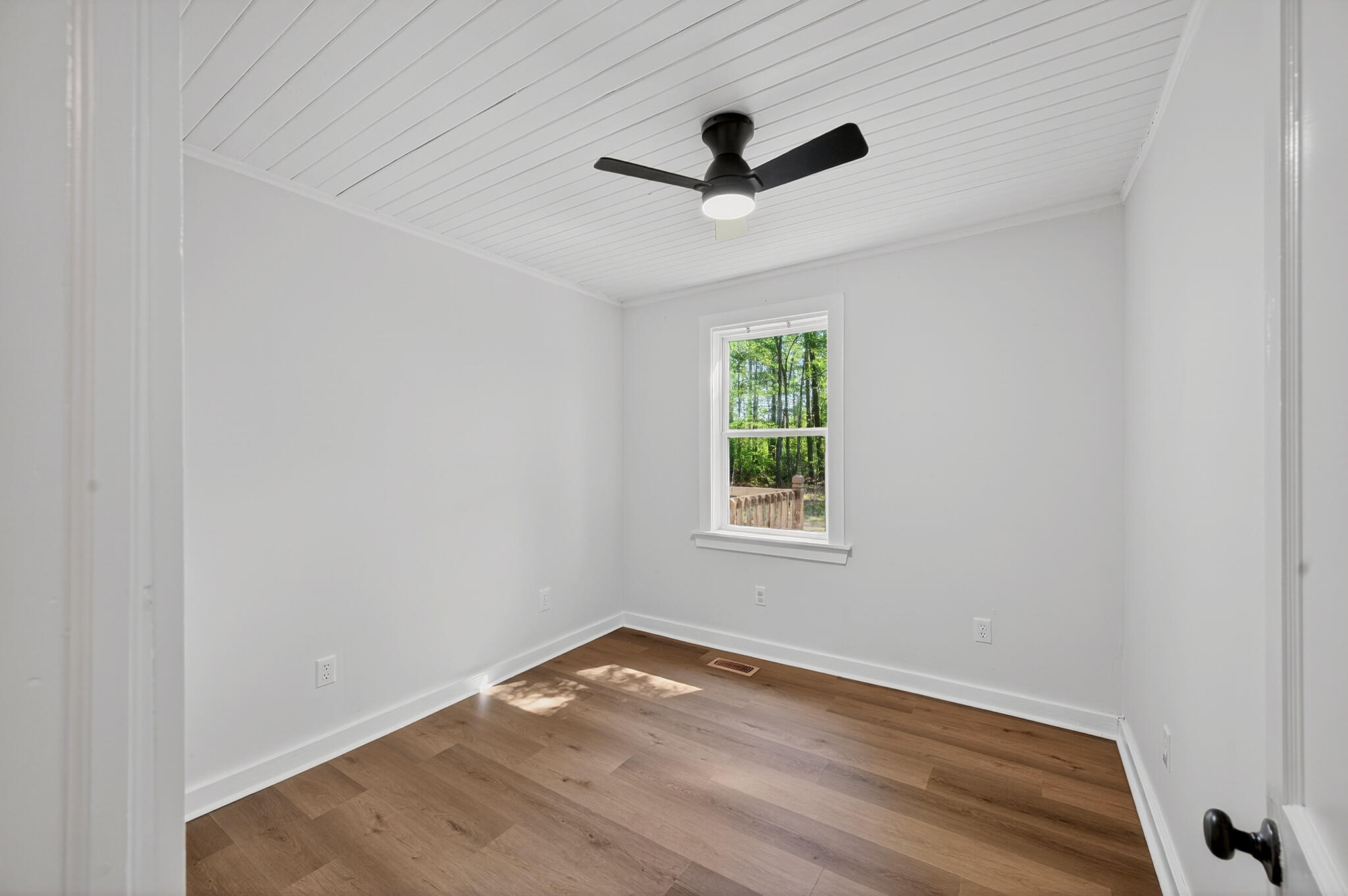 1586 Highway 15 St. George, SC 29477 - Photo 12 of 28