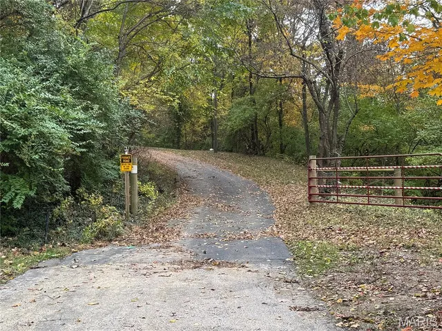 $49,900 | 38 Smalling Court, Belleville, IL 62223