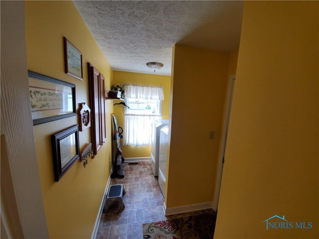 979 Greenbrier Road Upper Sandusky, OH 43351 - Photo 8 of 27 Gallery Image 8