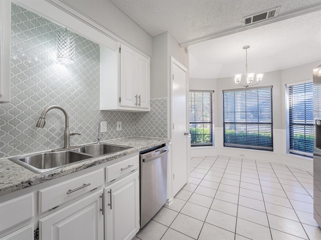 4603 Cherokee Path Carrollton, TX 75010 - Photo 7 of 20