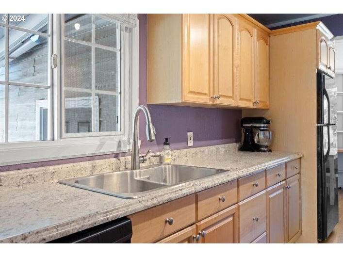 499 East Ridgeway Avenue Hermiston, OR 97838 - Photo 11 of 35 Gallery Image 11