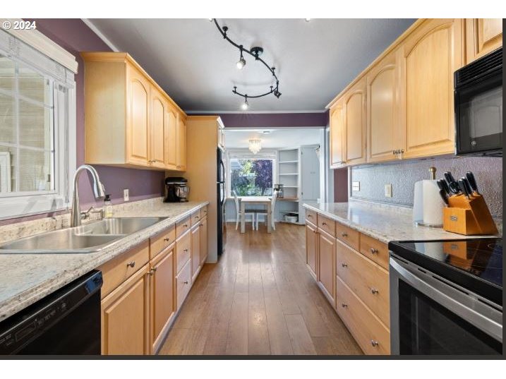 499 East Ridgeway Avenue Hermiston, OR 97838 - Photo 10 of 35 Gallery Image 10