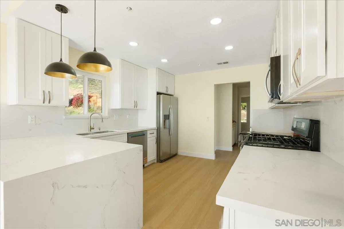 9559 Chestnut Street Spring Valley, CA 91977 - Photo 1 of 12