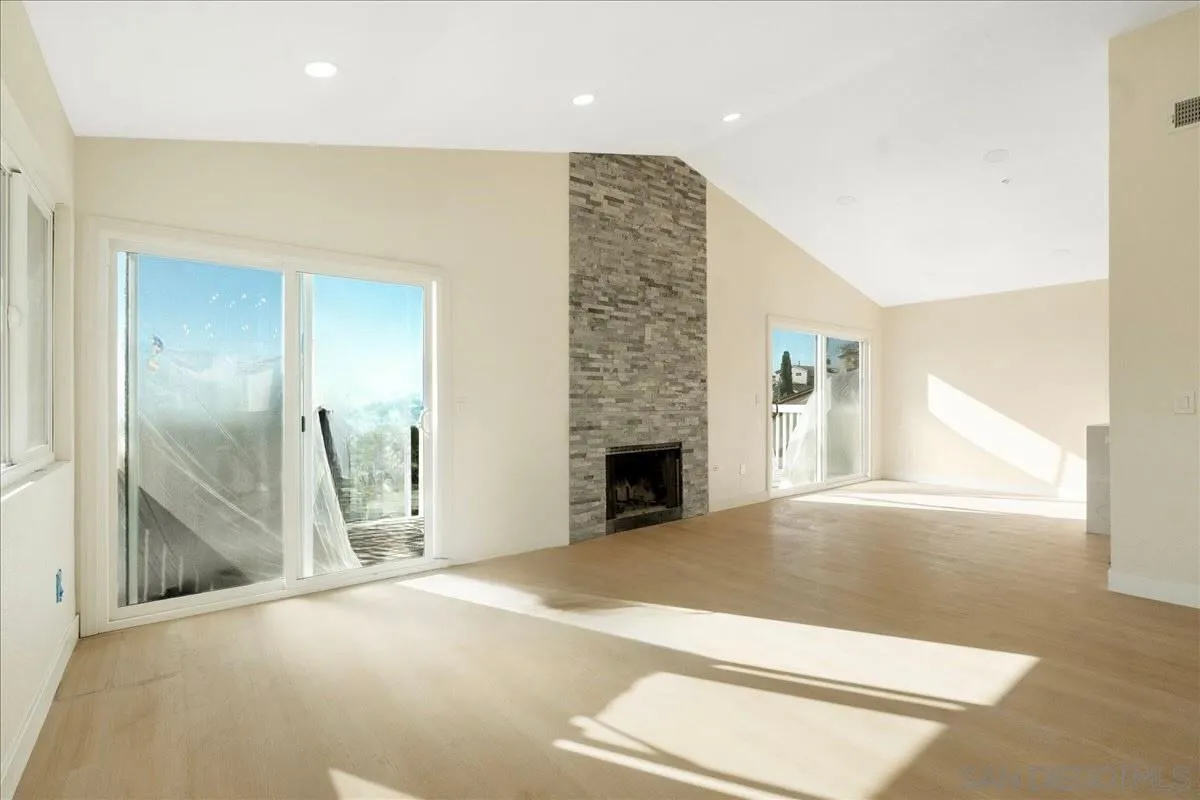 9559 Chestnut Street Spring Valley, CA 91977 - Photo 6 of 12