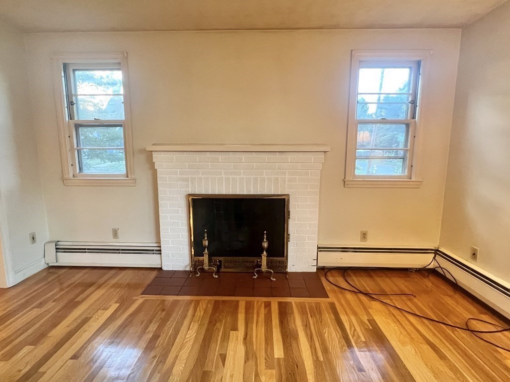 51 Purchase Street Worcester, MA 01606 - Photo 4 of 32 Gallery Image 4