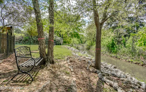 $389,000 | 127 Eastside Drive, Brandon, MS 39047