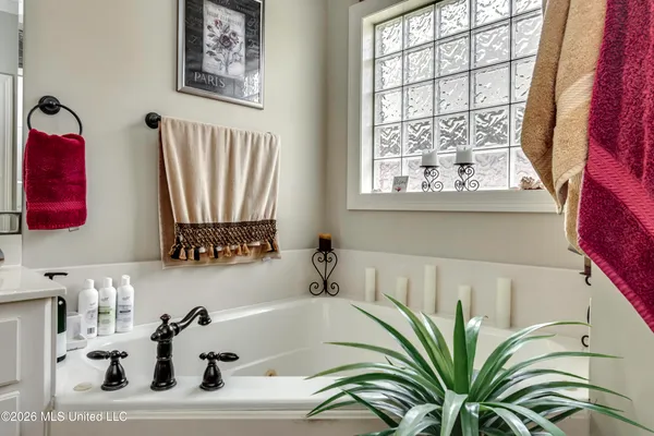 $389,000 | 127 Eastside Drive, Brandon, MS 39047