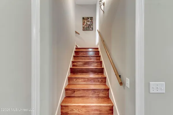 $389,000 | 127 Eastside Drive, Brandon, MS 39047