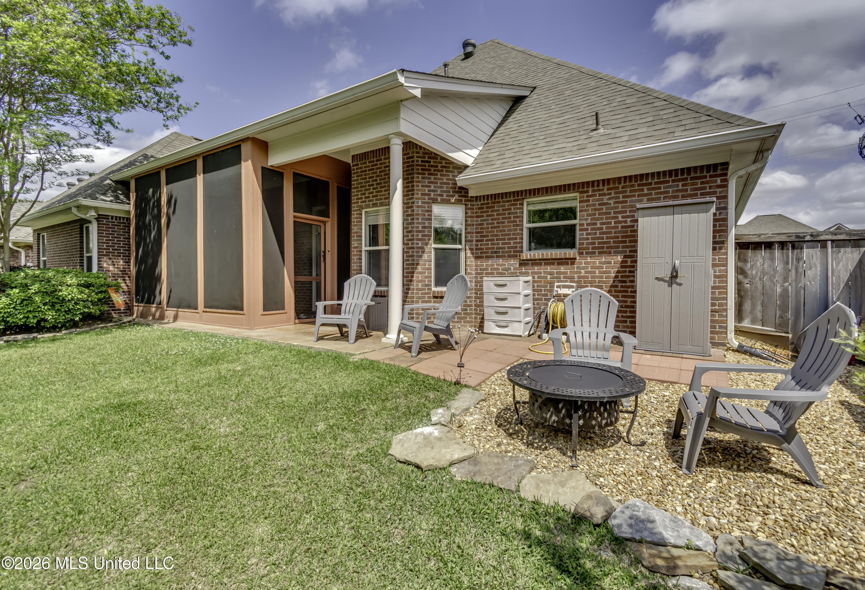 127 Eastside Drive Brandon, MS 39047 - Photo 10 of 70 127 Eastside Dr--12