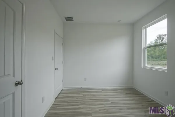 $3,000 | 945 Drago Drive, Baton Rouge, LA 70820