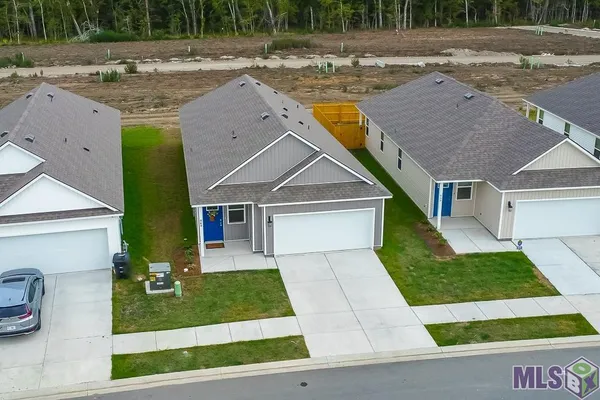 $3,000 | 945 Drago Drive, Baton Rouge, LA 70820