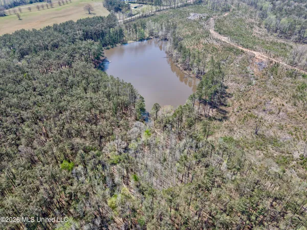 $1,050,000 | 27979 Highway 12, Lexington, MS 39095