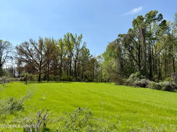 $1,050,000 | 27979 Highway 12, Lexington, MS 39095