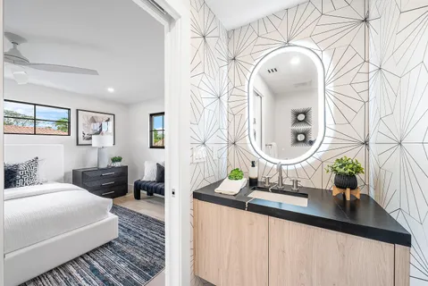 $2,495,000 | 478 Northwest 13th Street, Boca Raton, FL 33432