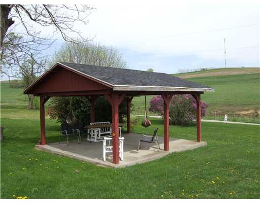 165 Ruane Road, Unit 1 Uniontown, PA 15401 - Photo 7 of 8 Yard/Garden.