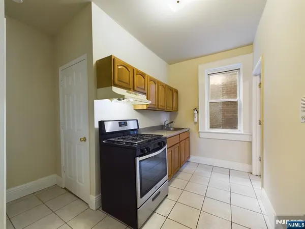 a kitchen with a stove