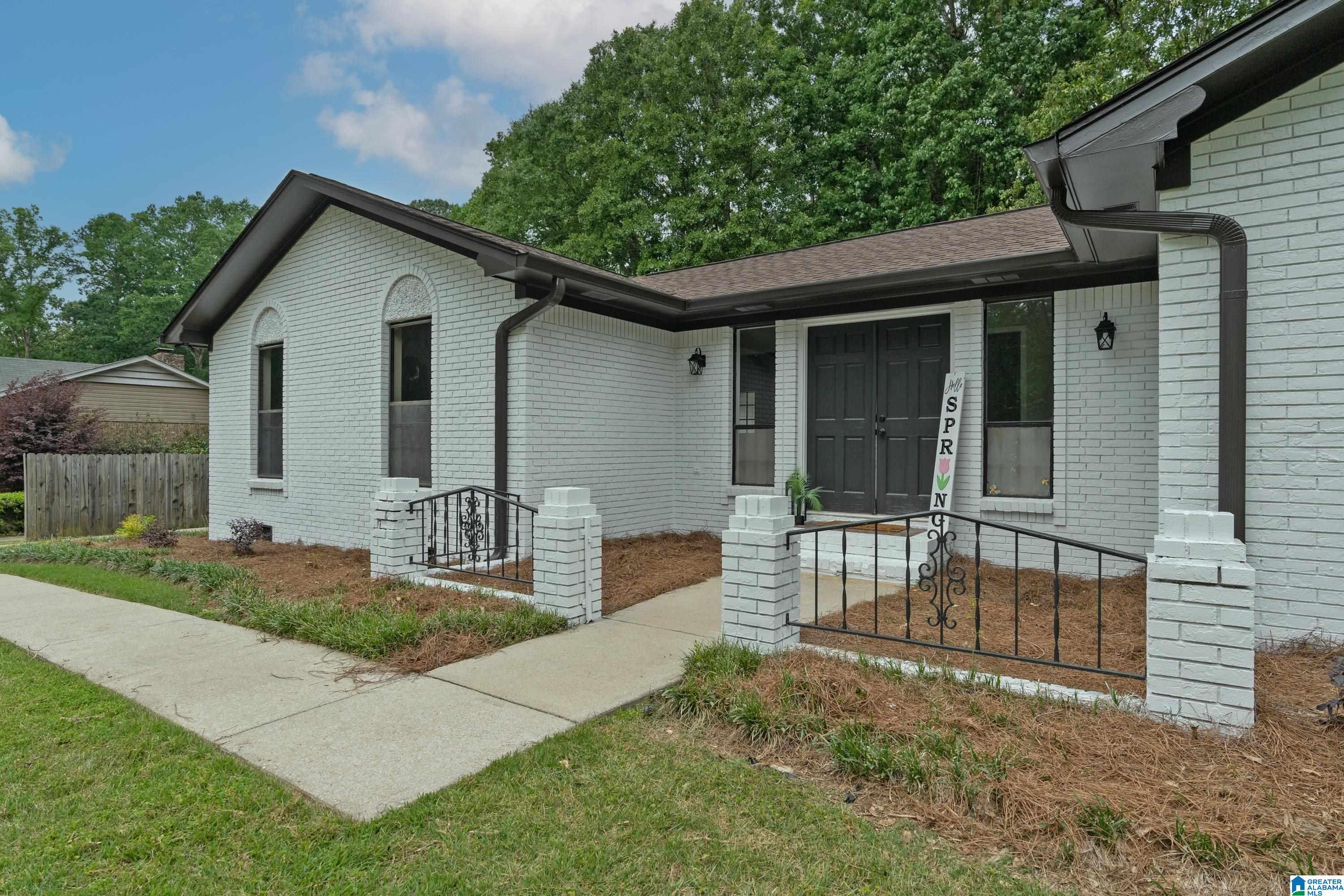 160 Space Road Bessemer, AL 35023 - Photo 3 of 34