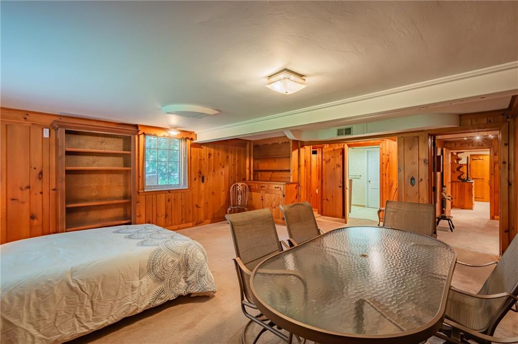 285 Crestmont Road Pittsburgh, PA 15237 - Photo 17 of 25 Gallery Image 17