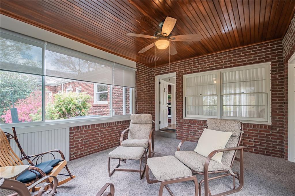 285 Crestmont Road Pittsburgh, PA 15237 - Photo 20 of 25 Gallery Image 20