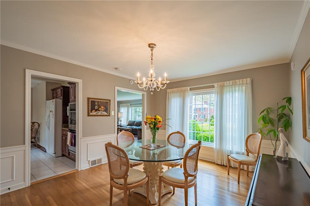 285 Crestmont Road Pittsburgh, PA 15237 - Photo 5 of 25 Gallery Image 5