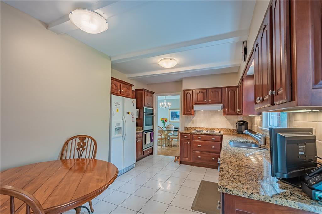 285 Crestmont Road Pittsburgh, PA 15237 - Photo 7 of 25 Gallery Image 7