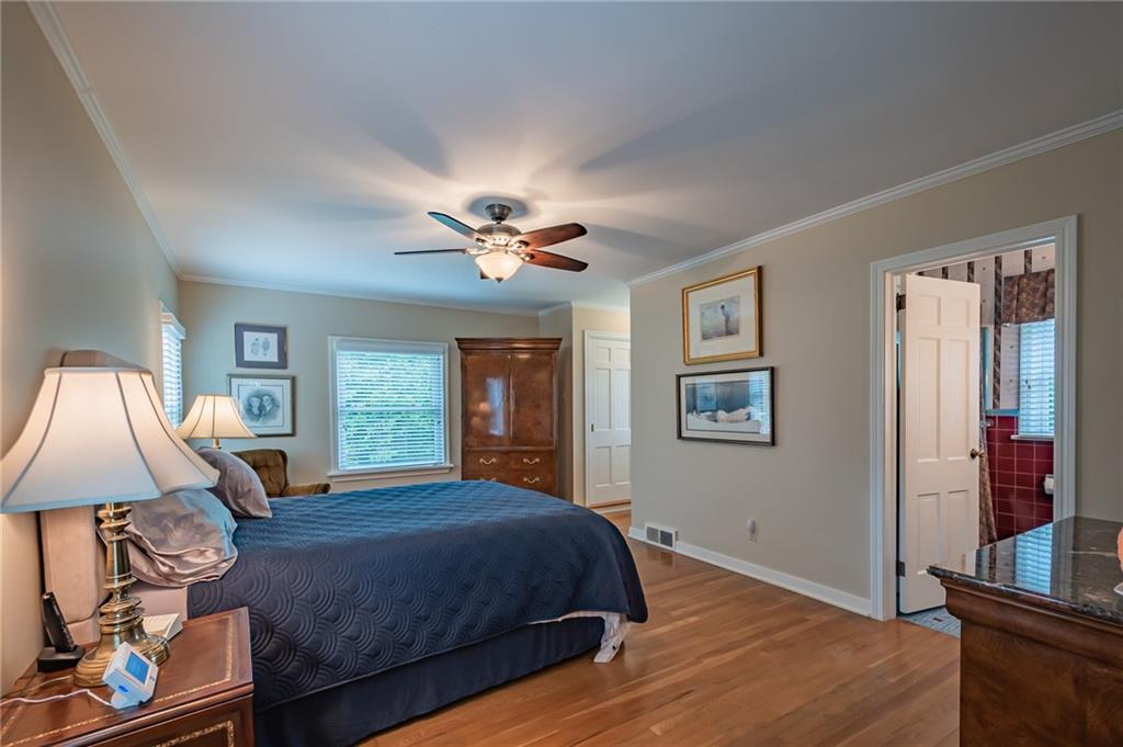 285 Crestmont Road Pittsburgh, PA 15237 - Photo 8 of 25 Gallery Image 8
