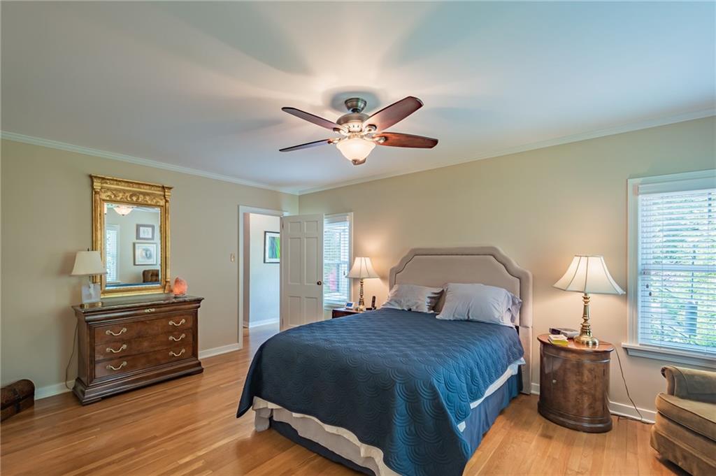 285 Crestmont Road Pittsburgh, PA 15237 - Photo 9 of 25 Gallery Image 9