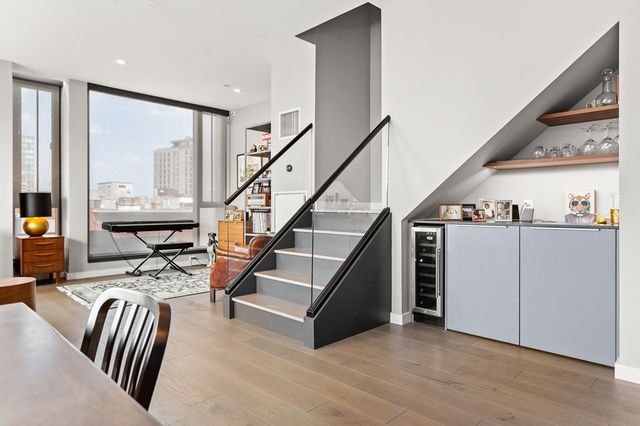 $2,975,000 | 346 Congress Street, Unit 602, Boston, MA 02210