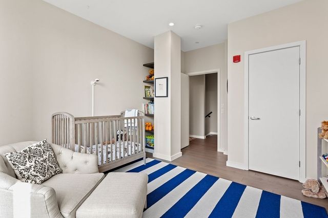 $2,975,000 | 346 Congress Street, Unit 602, Boston, MA 02210