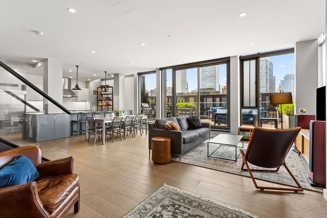 $2,975,000 | 346 Congress Street, Unit 602, Boston, MA 02210