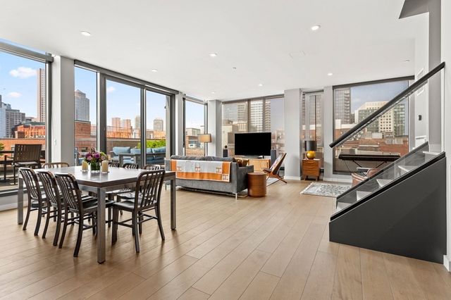 $2,975,000 | 346 Congress Street, Unit 602, Boston, MA 02210