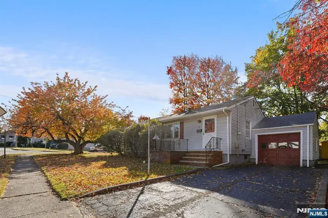 $479,000 | 21 Hawthorne Avenue, Hawthorne, NJ 07506