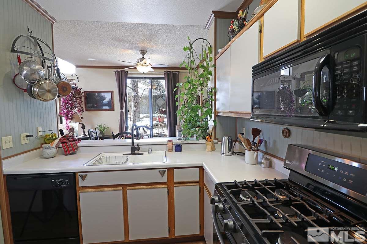 4395 Loreto Lane Reno, NV 89502 - Photo 9 of 23 Photo 9