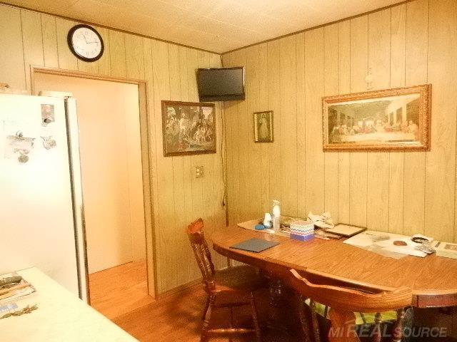14904 Frazho Road Warren, MI 48089 - Photo 30 of 37 Dining Area